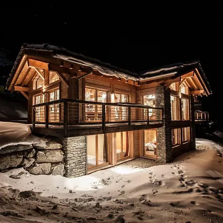 Wildhorn, A 2 Pas De La Piste De Chalet *