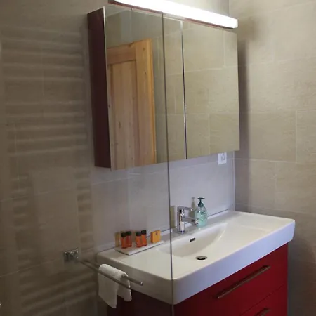 Chalet Wildhorn, A 2 Pas De La Piste De