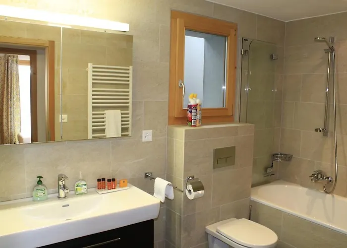 Chalet Wildhorn, A 2 Pas De La Piste De